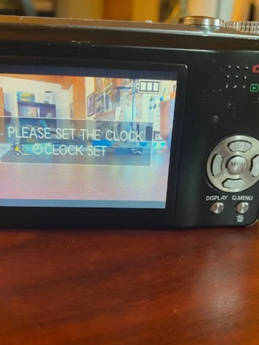 Panasonic LUMIX ZS1 Compact Digital Camera 12x Zoom 10.1 mega p Lite HD Complete